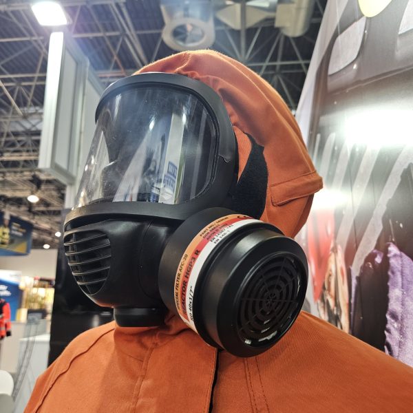 Full Facemask AVEC CM6 butyl - Image 11