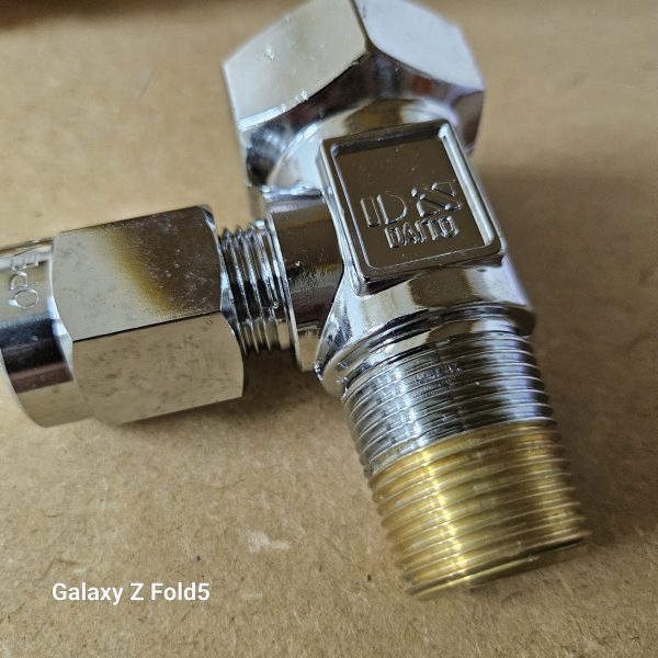 valve* for Oxygen, top entry, E25, spindle key open, BS3 connection, Daito - Image 3